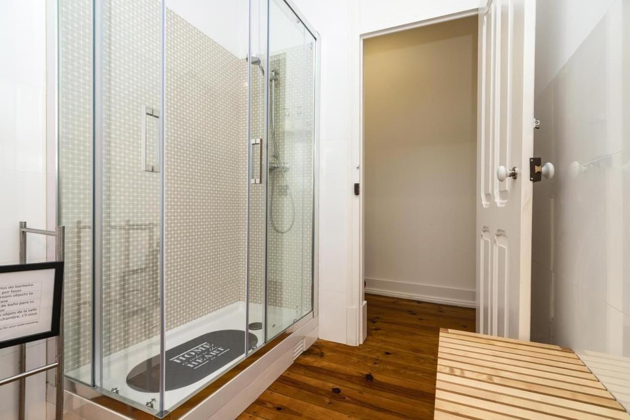 Rustic M2 R1 - Amazing Double Room With Shared Bathroom Lisbon Exterior photo